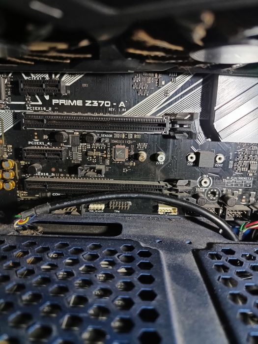Kit i7 9700k +asus z370 prime A +48gb ram+ cooler frostflow240