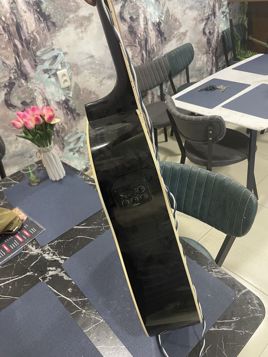 Gitara ashton akustika xolati yangi