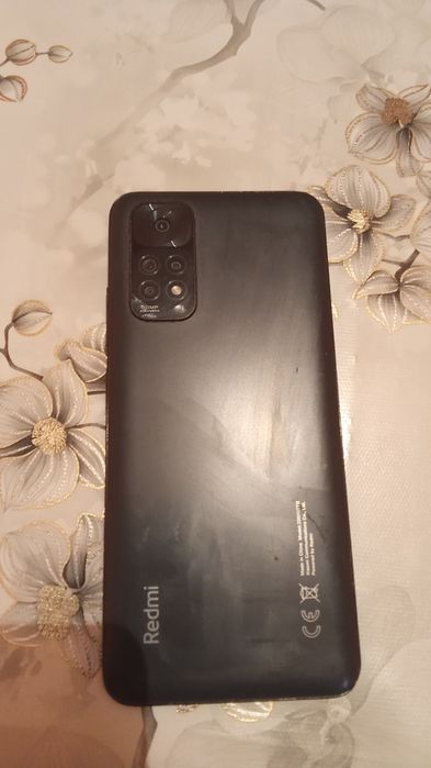 Обмен два телефона на айфон 8 или 11