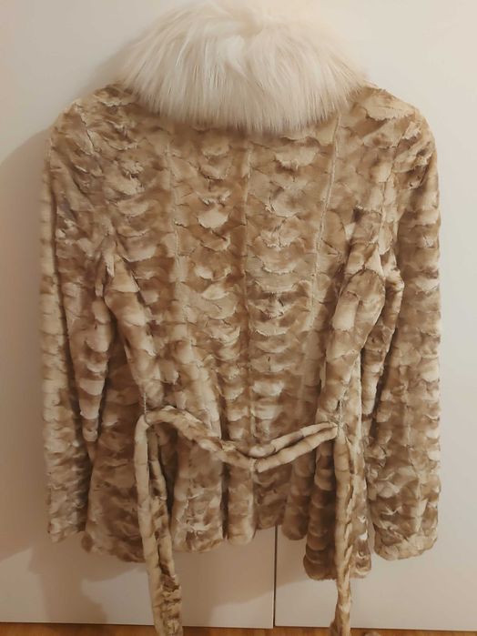 Haina blana naturala