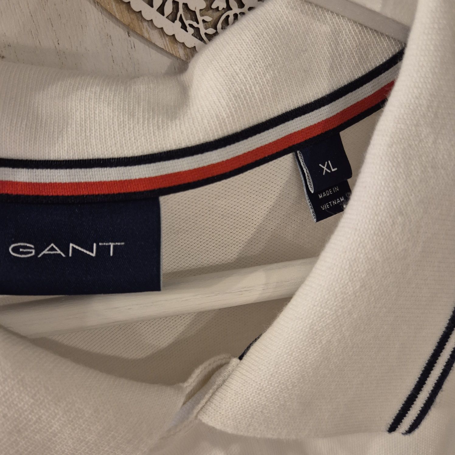 Tricouri guler barbat Gant recomand M