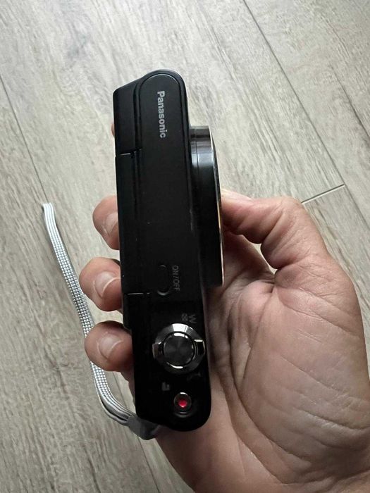 Panasonic Lumix SZ10, compact wifi, wide