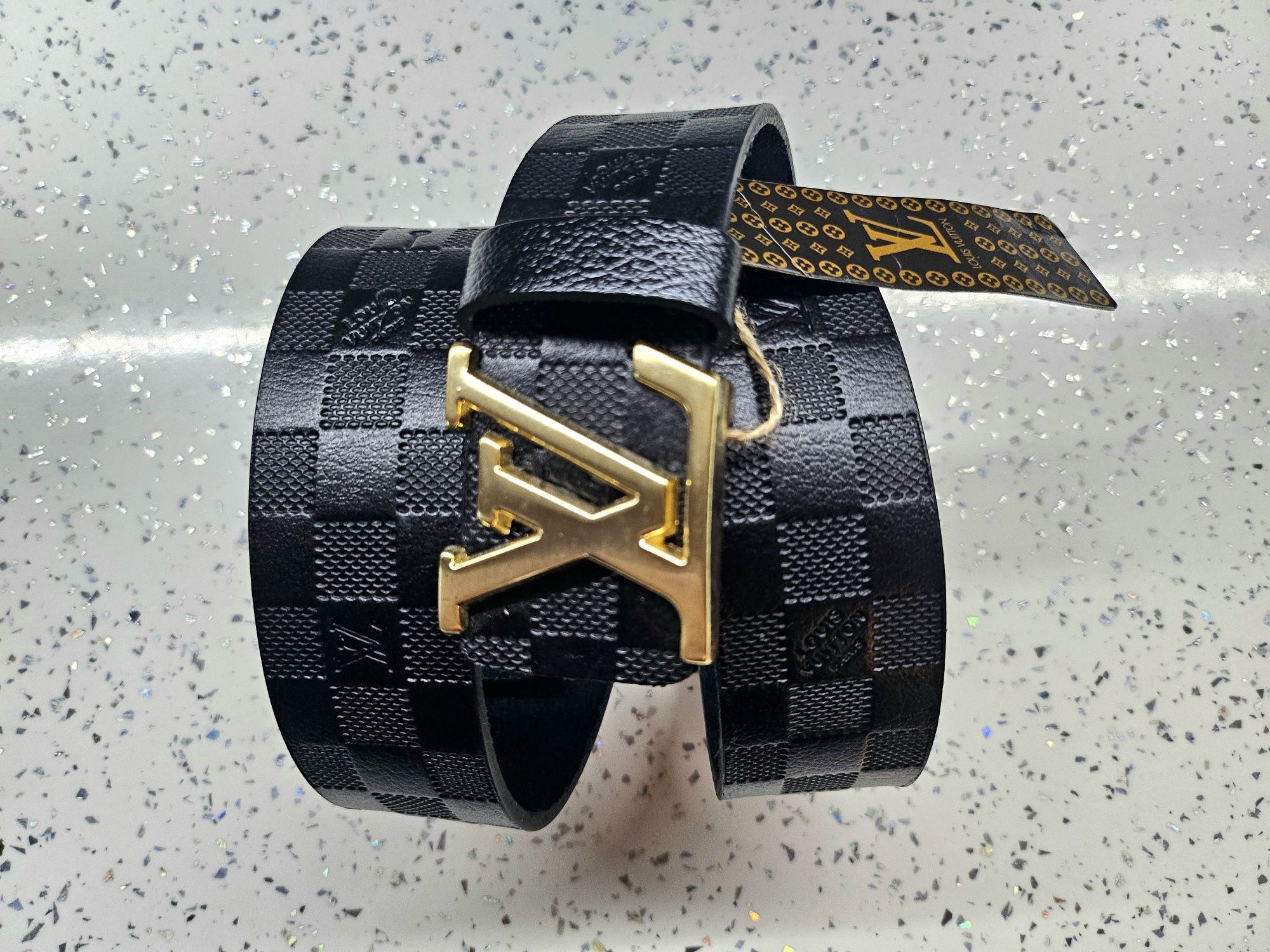 Колан оригинален  черен LV