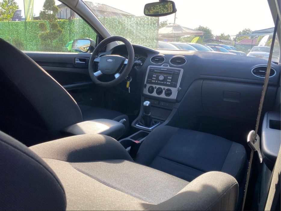 Ford Focus 1.6i/Rate/Avans0