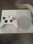 Xbox One S 1 TB 1 геймпад