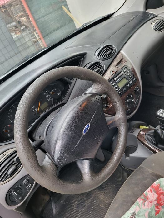 Ford focus masina