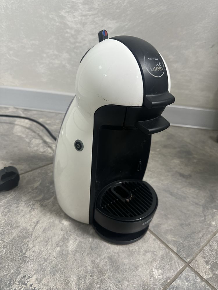 Капсулна кафемашина Krups Nescafe Dolce Gusto KP1000