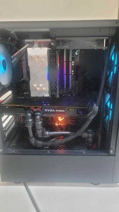 Core i7 9700  Ghz Gtx 1080ti Ram 16 Gb