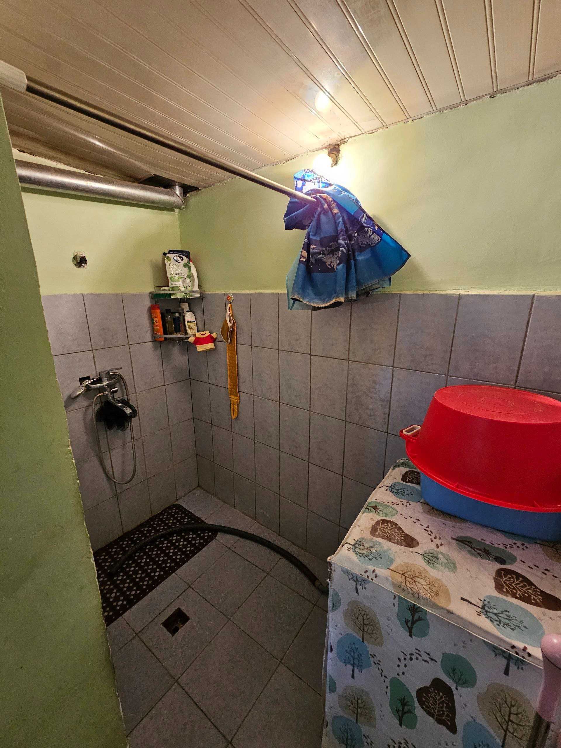 Уй срочно жуда кулай локация, 1 линия, нархи 37000