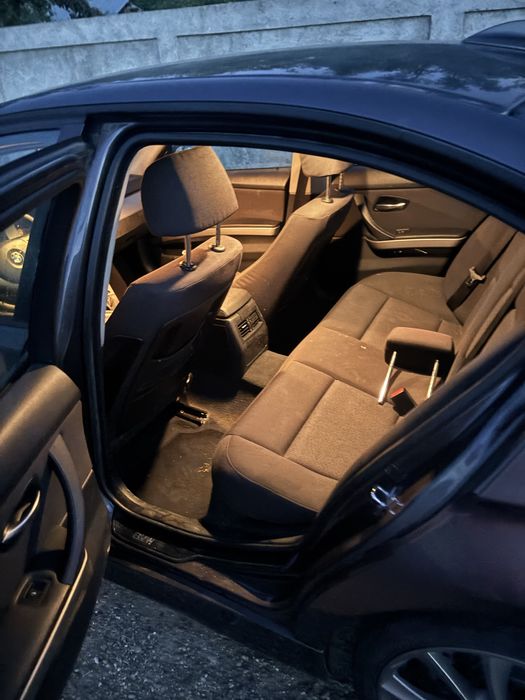 Bmw e 90 2.0 dizel stare buna de fuctionare pret2100 usor negociabil