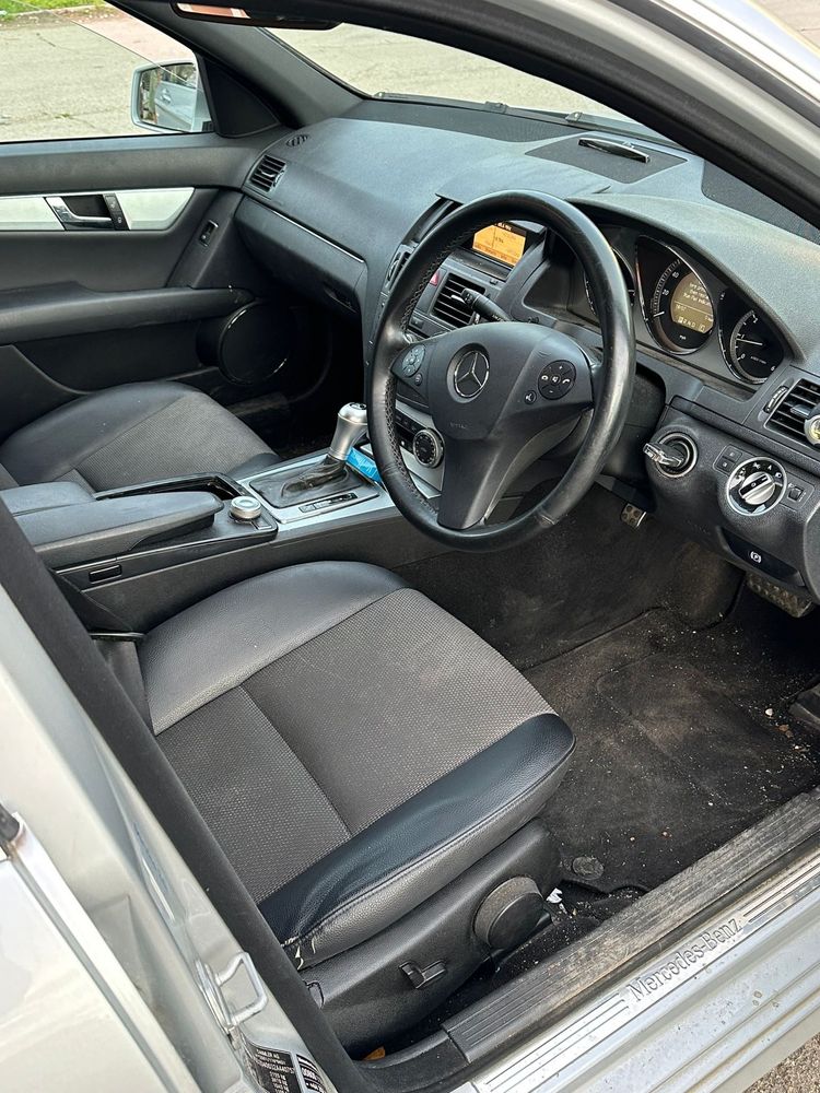 Mercedes C250  на части. 150000 км. 2010 година.