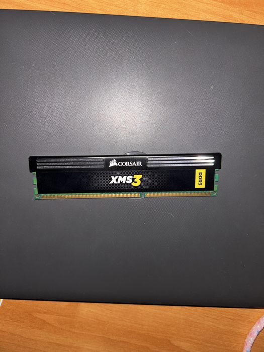 Memorie Ram 4GB DDR3 Corsair XMS 3 2025 Single Channel