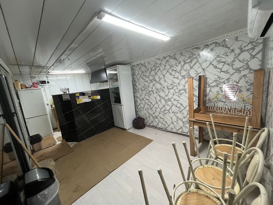 Продам Мобильный Донерку Контейнер с Понорамным стеклом 4метра