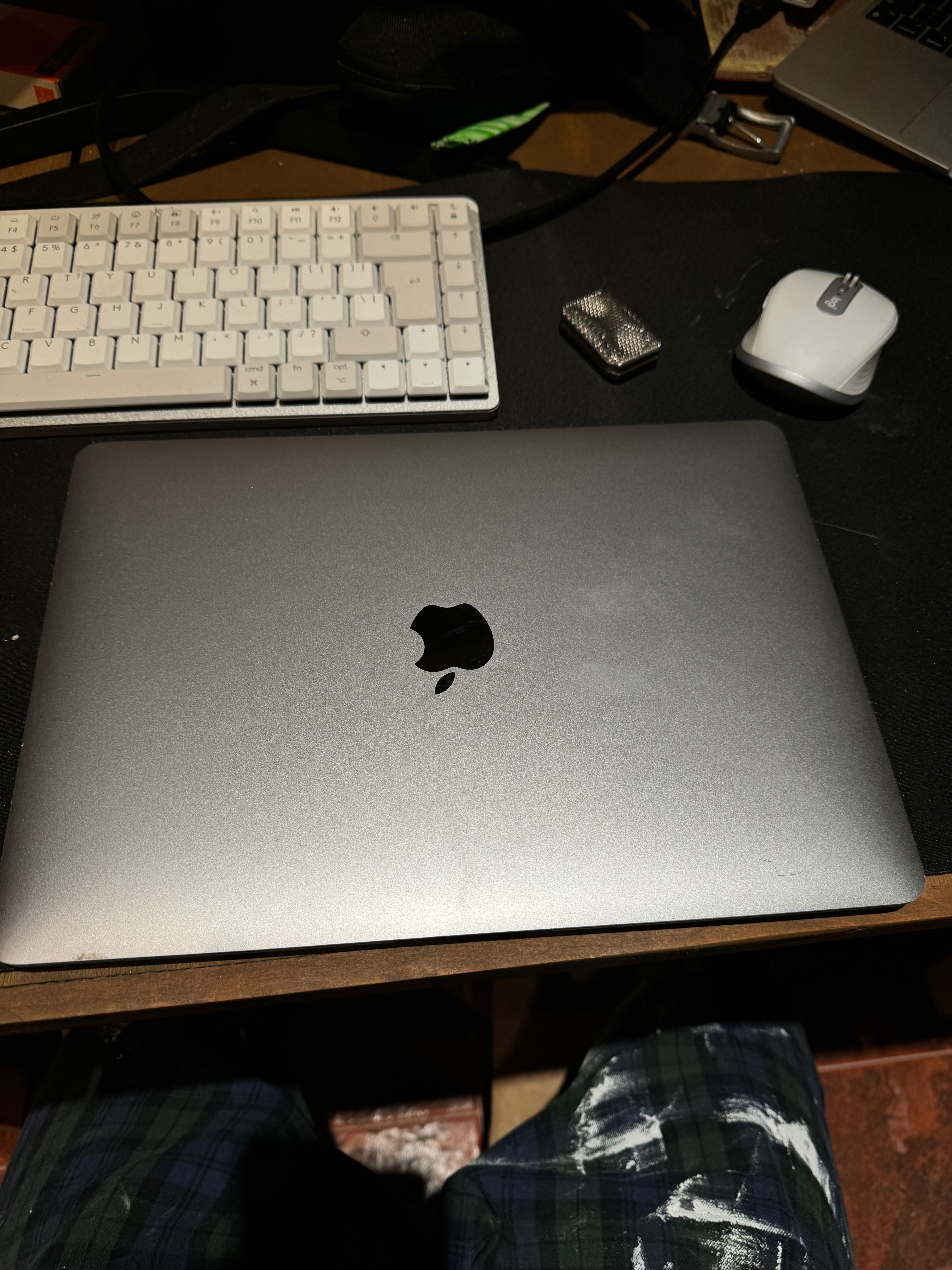 M1 MacBook Air 97% battery health 250GB 13inch 8 GB - Space Gray