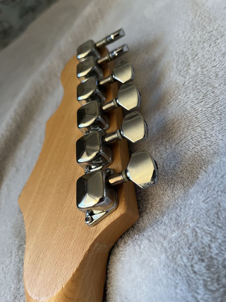 Ел. китара Campbell + кубе Fender shampion 20