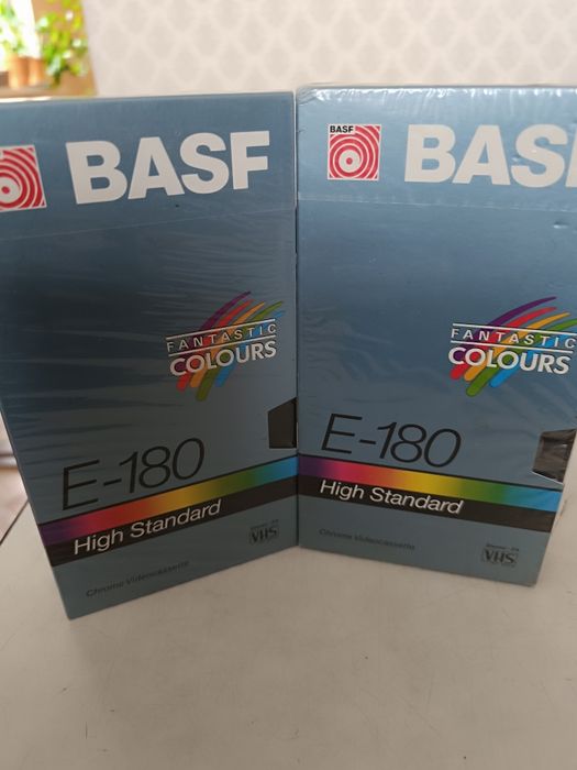 Видеокассеты BASF