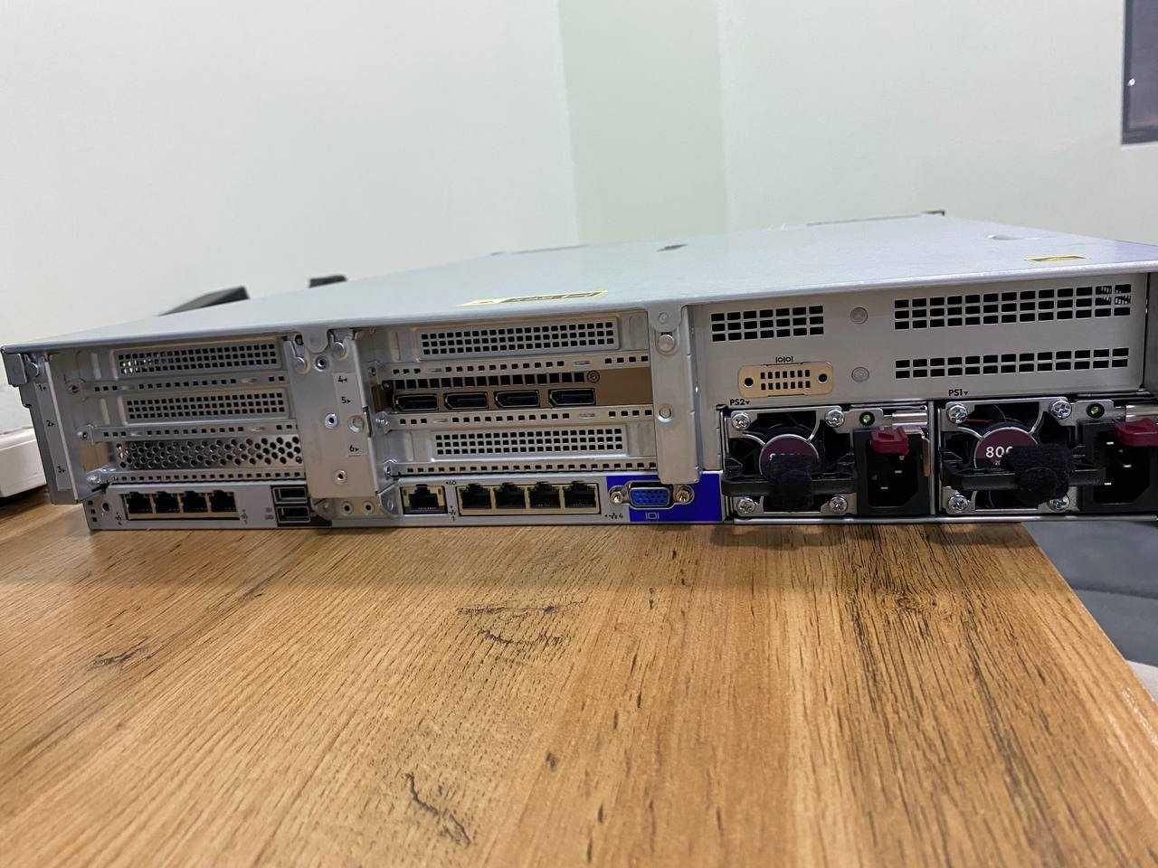 HPE Proliant DL380 Gen10 24SFF Server -40core, 256GB, RTX 4000 16GB