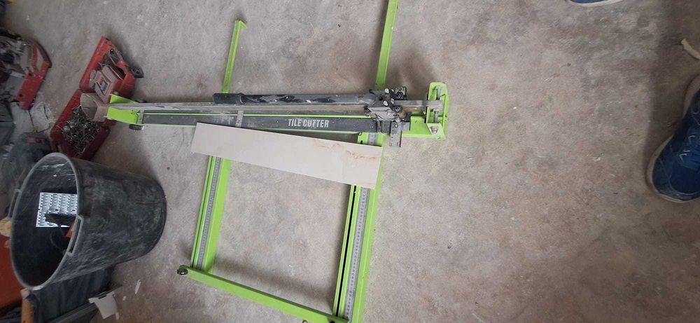 Masina profesionala taiat gresie faianta 120cm ghidare laser Noua 2025