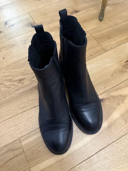 Ghete integral de piele chanel