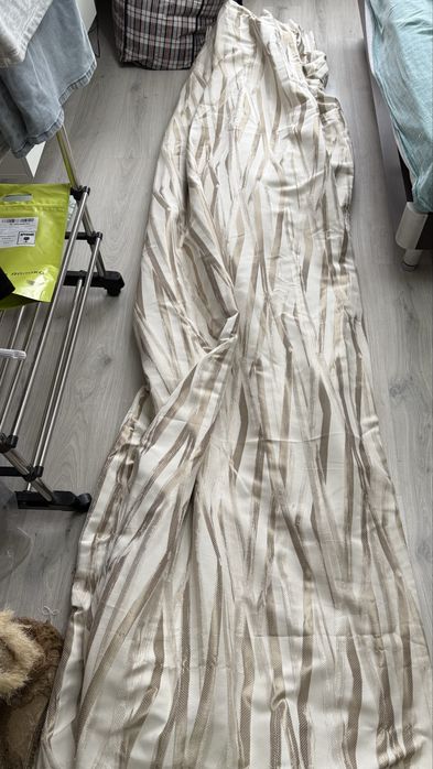 Отдам бесплатно шторы-портьеры (3 пары), двойные с блэкаутом