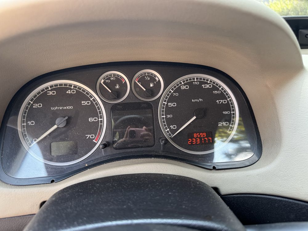 Peugeot automat 307