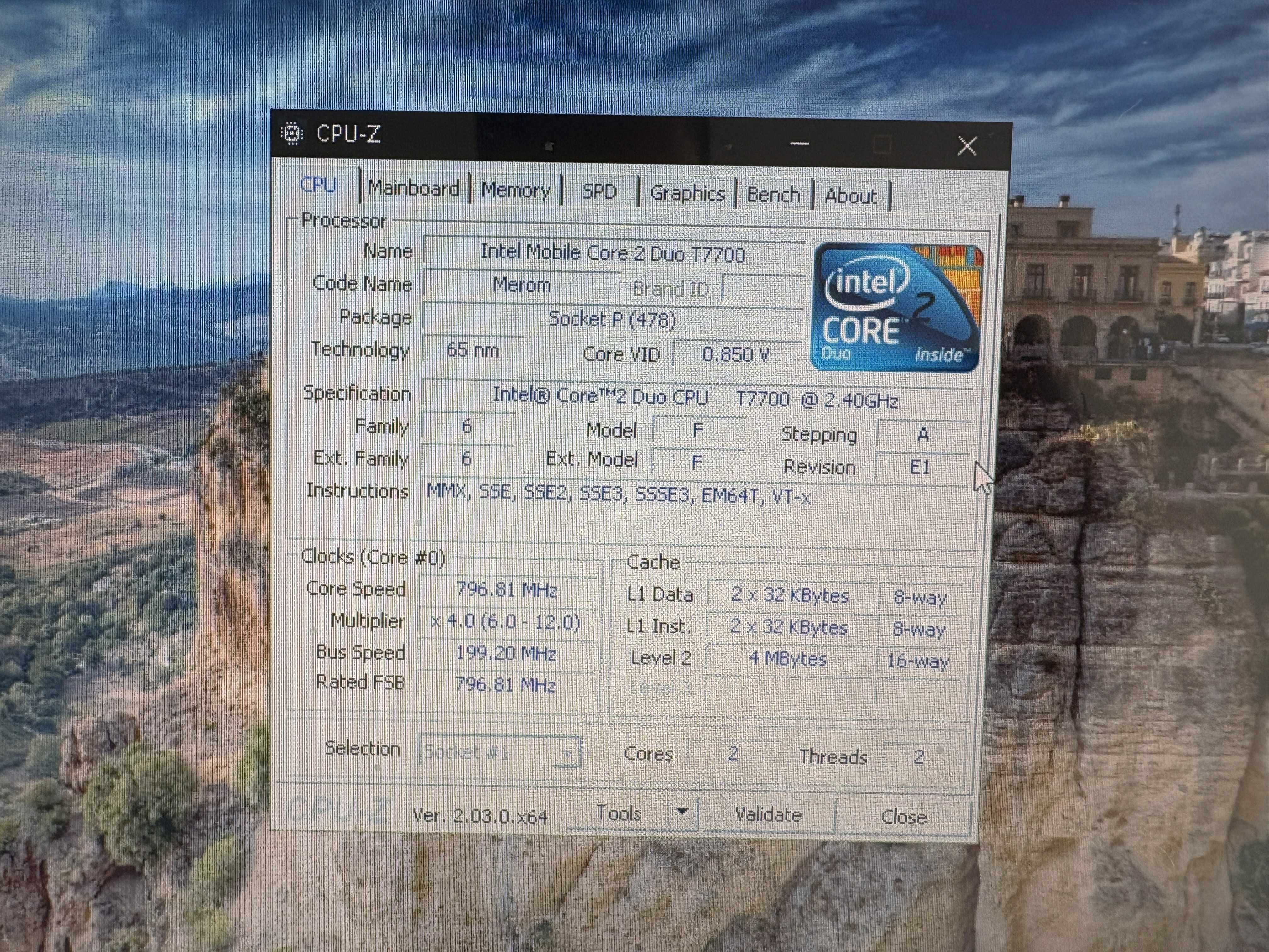 Двуядрен Лаптоп Compaq Presario CQ61
