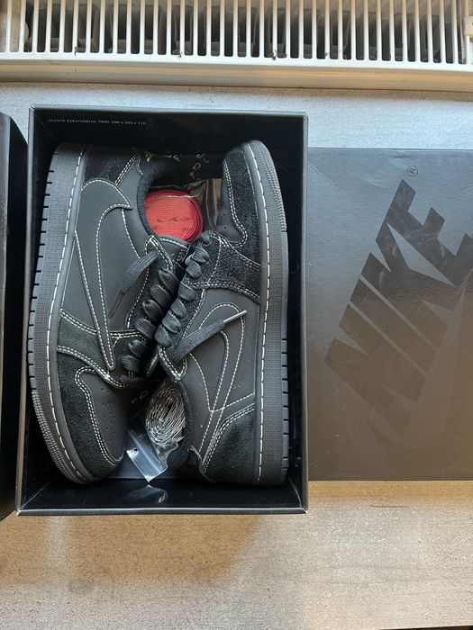 Jordan 1 Low Travis Scott Phantom