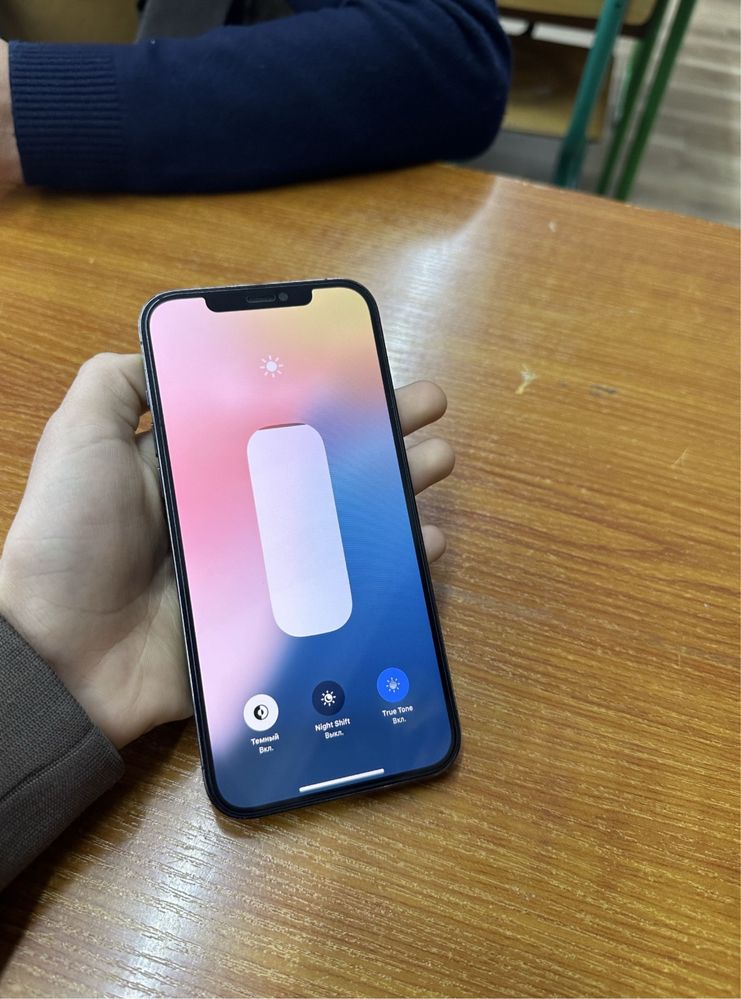 Iphone 12 Pro Max ideal srochna sotiladi