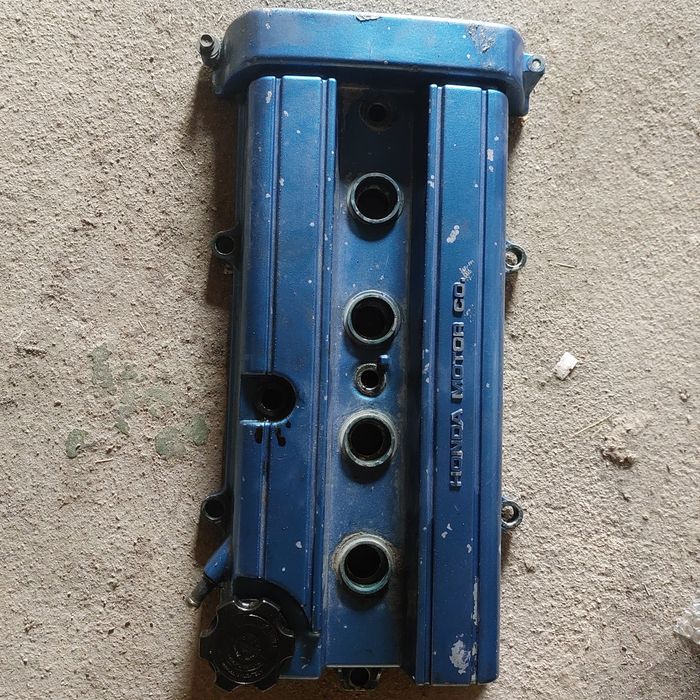 Клапанная крышка