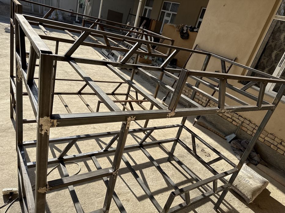 Двух ярусиный кровать