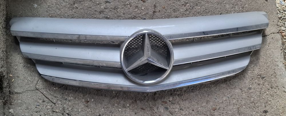 Маска за мерцедес w245 Б класа