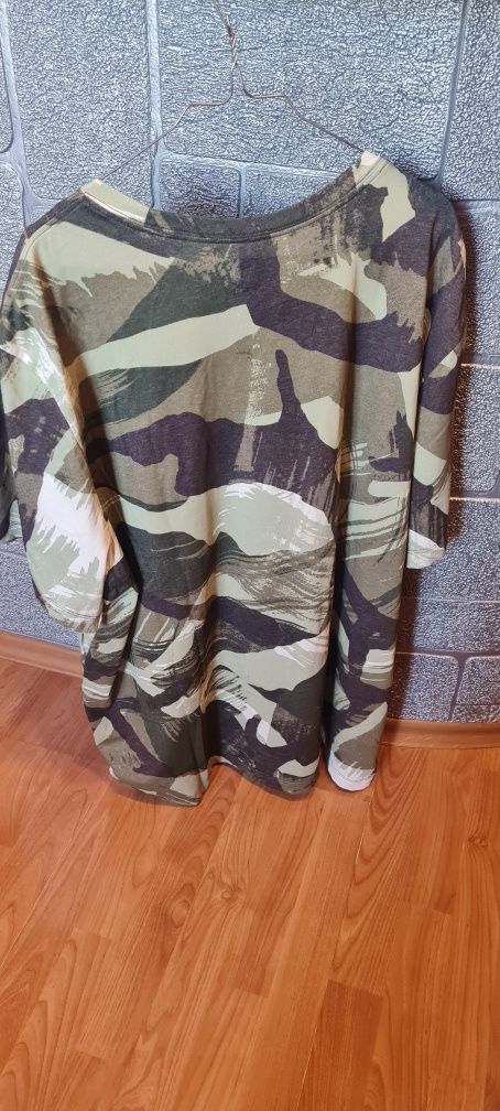 NIKE маскировачна голяма тениска - 4 XL