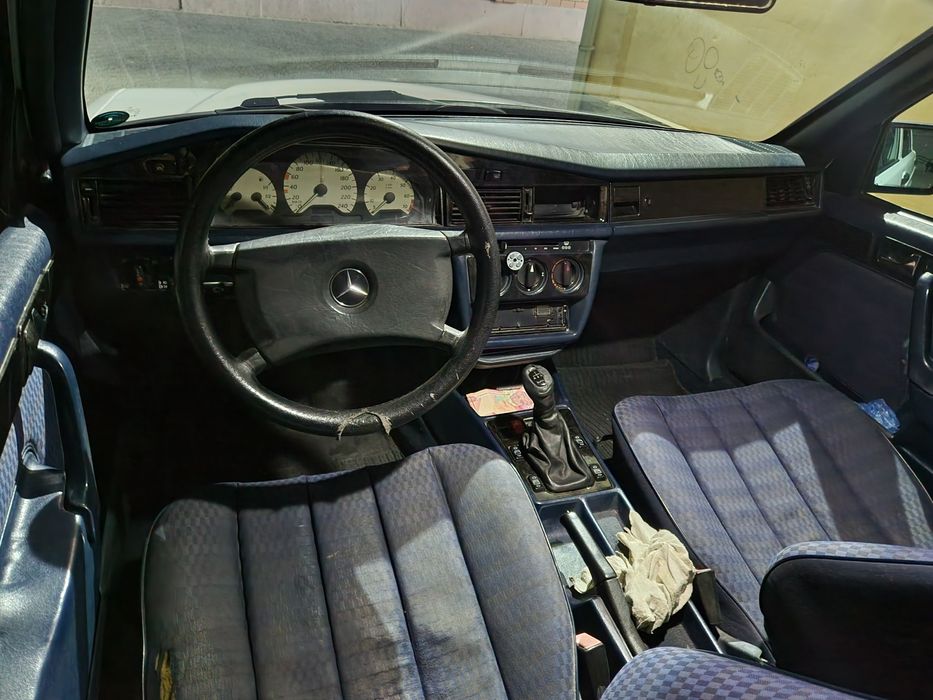 W201 e190 2.3 compressor