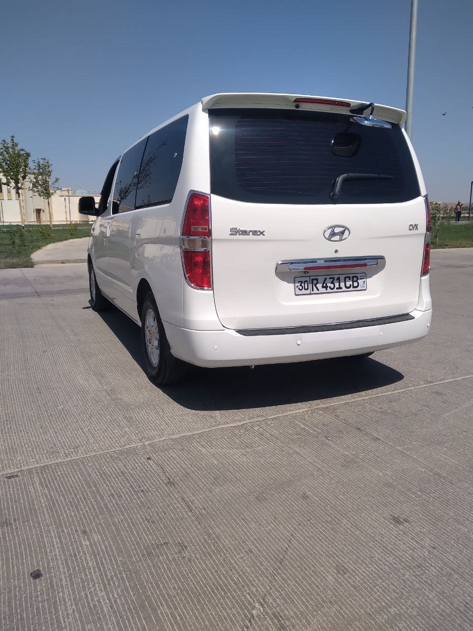 Hyundai Grand Starex