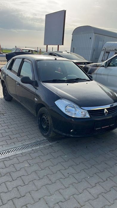 Dezmembram Renault Clio Simbol 1.2 benzina din 2011