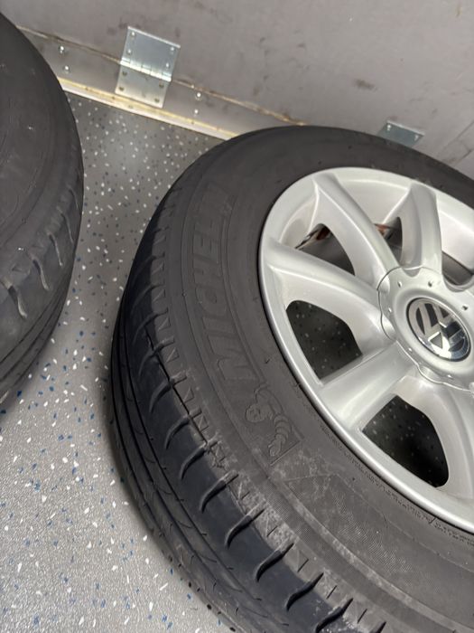 15 цолови алуминиеви джанти за фолксваген.