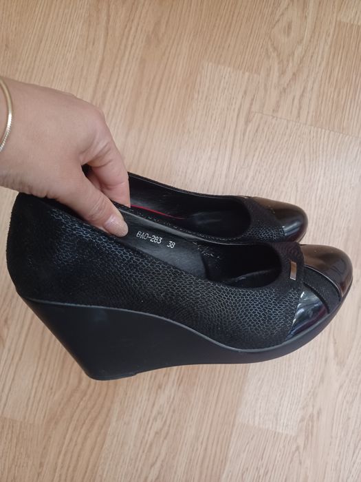 Дамски обувки 38номер