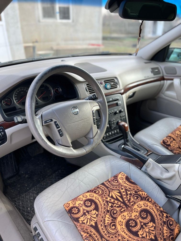 Vand Volvo S80 D5 Automata 2006 255 000 km reali culoare gri 2.4 disel