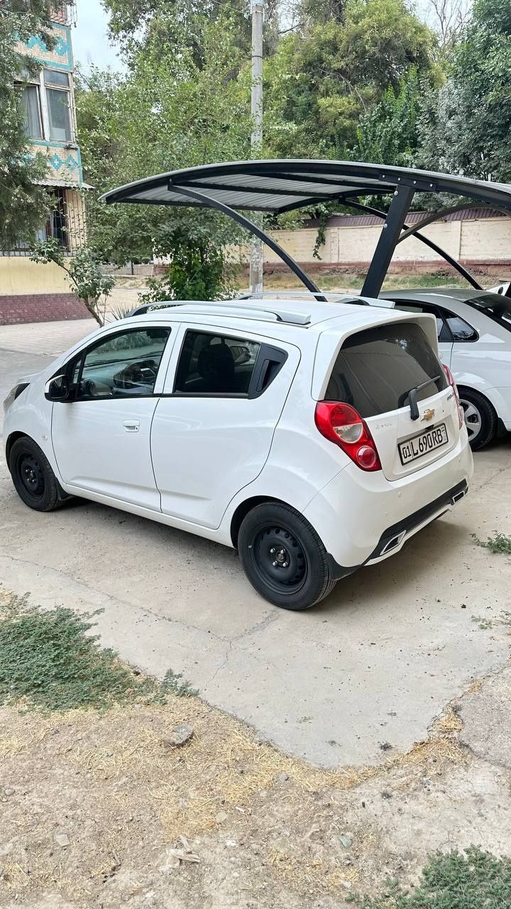 Spark 2021/2022 avtomat Metan