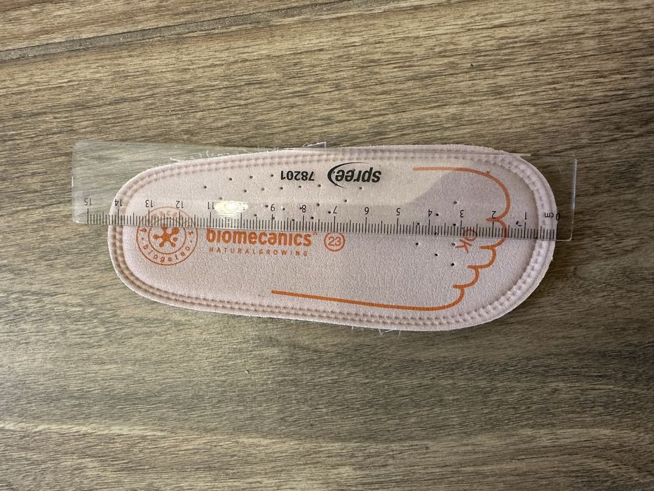 Дутски обувки Biomecanics 23 номер