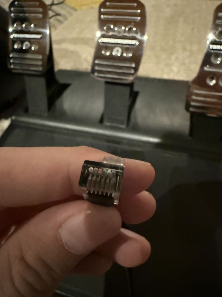 Волан Thrustmaster t300 Ferarri Alcantara Edition .