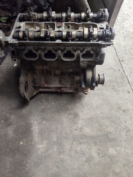 Двигатель опель Зафира 1.8
