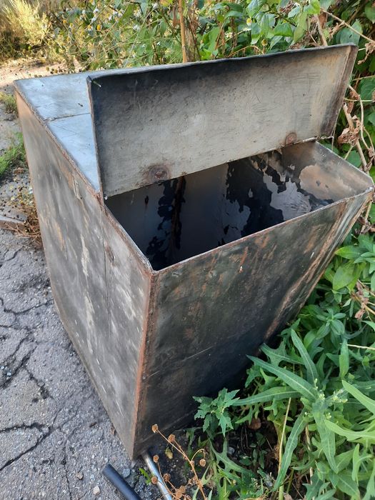 Продам бак для горячей воды в баню