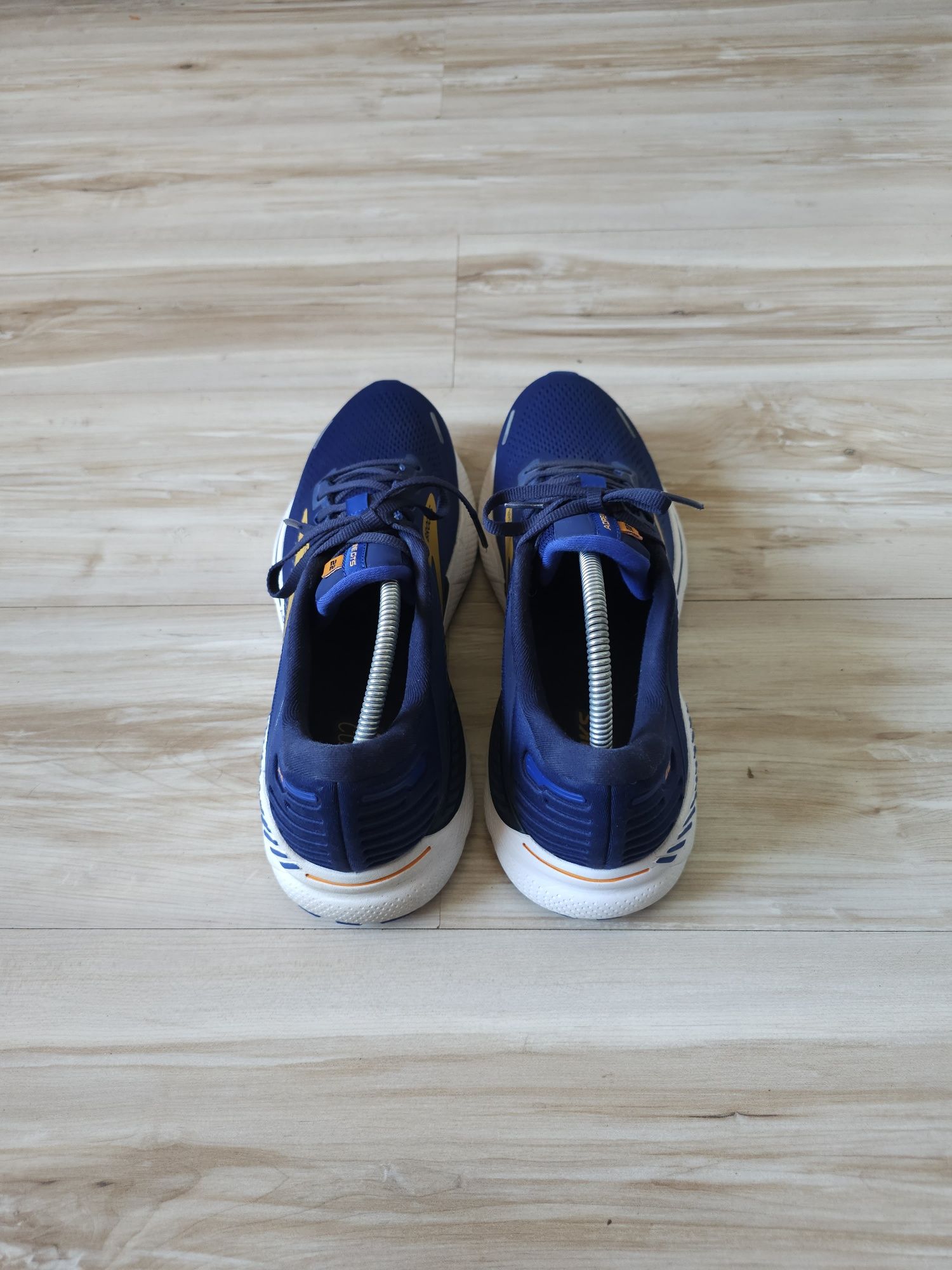Оригинални мъжки маратонки Brooks Adrenaline GTS 22