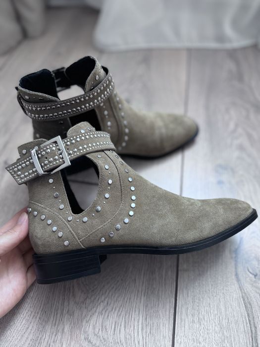 Сапоги замшевые Zara