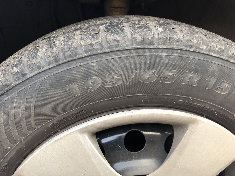 Продам летнюю резину  Nokian r15, 195*65