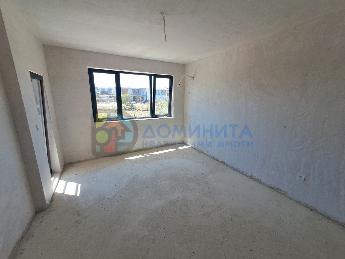 Продава се Къща в с. Лозенец, Област Бургас - 186 кв.м за 1721 €/кв.м - Снимка #8