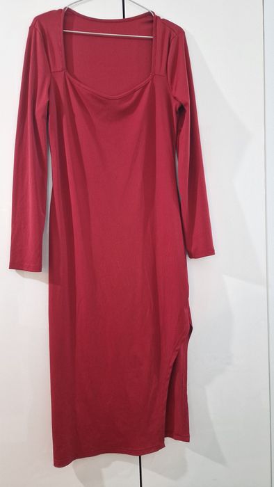 Rochie midi rosu