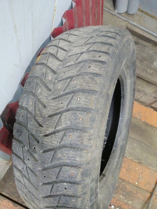 Продам шины зимние 225/70/16