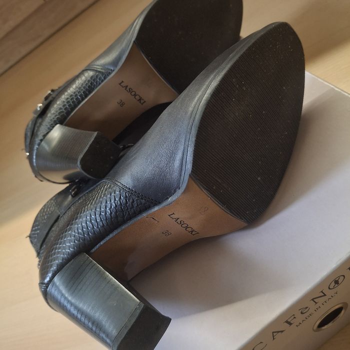 Боти LASOCKI 38 номер